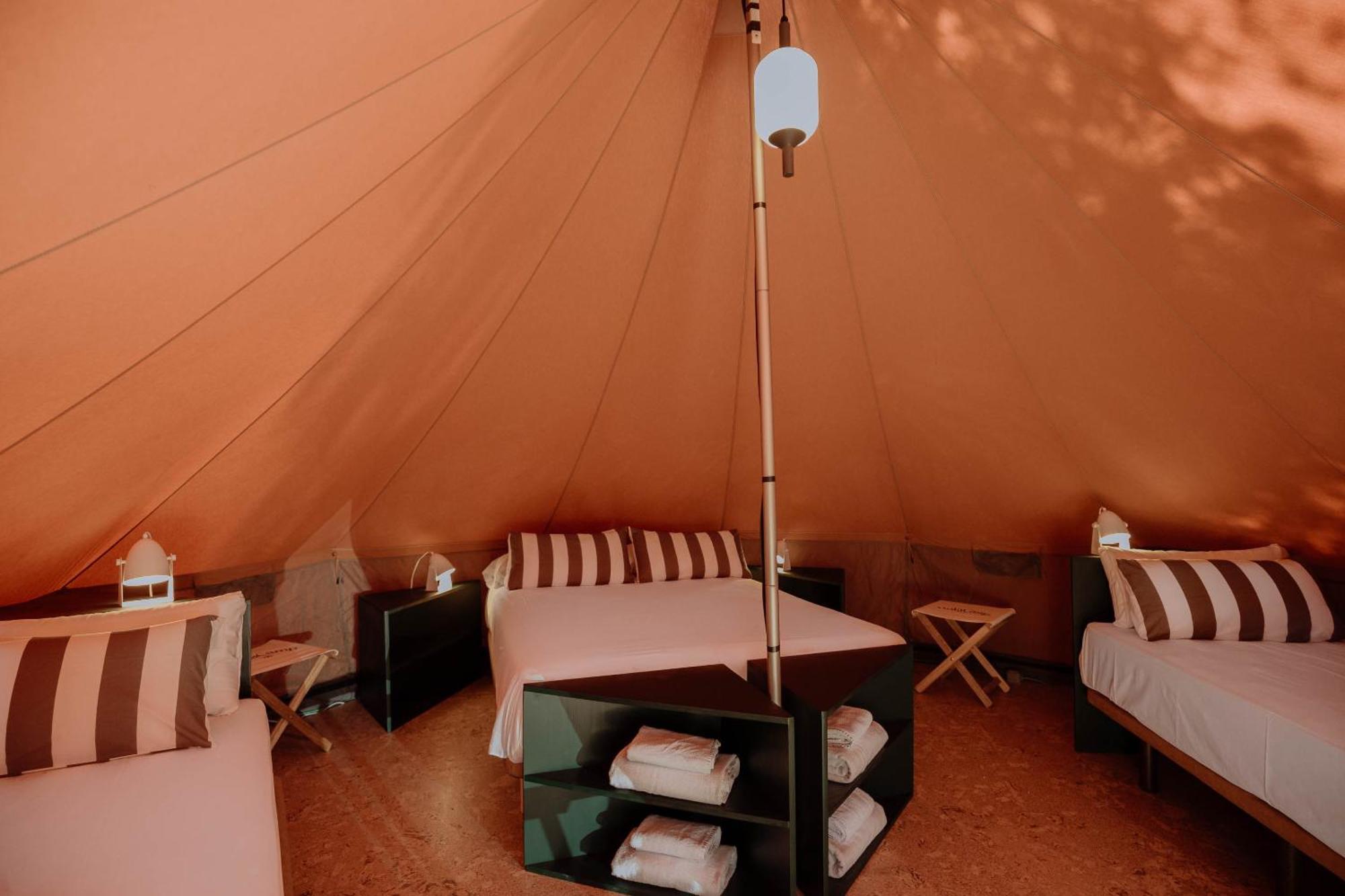 Camping 3 Estrellas Costa Brava วาญ-โญเบรกา ภายนอก รูปภาพ
